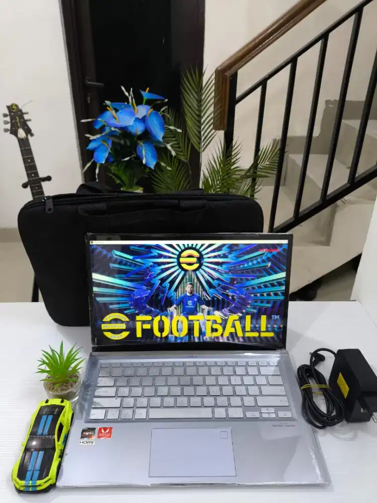 Asus Zenbook UX431DA Ryzen 5 SSD 512GB Siap Pakai