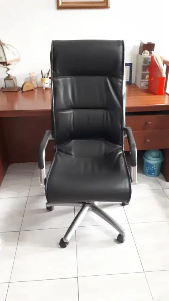 Jual beli barang bekas