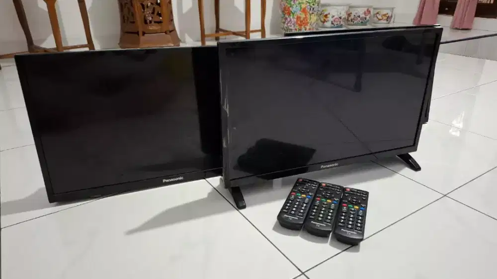 3 TV PANASONIC LED TV 22INCH TIPE TH-22D305G Borongan 2jt dapat 3tv