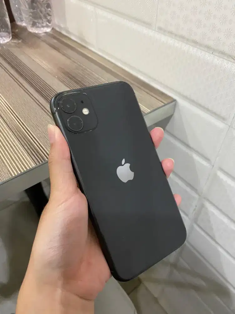 IPHONE 11 64GB iBox