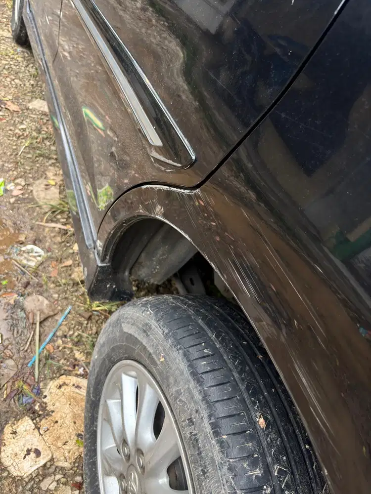 Toyota Kijang Innova 2011 Bensin