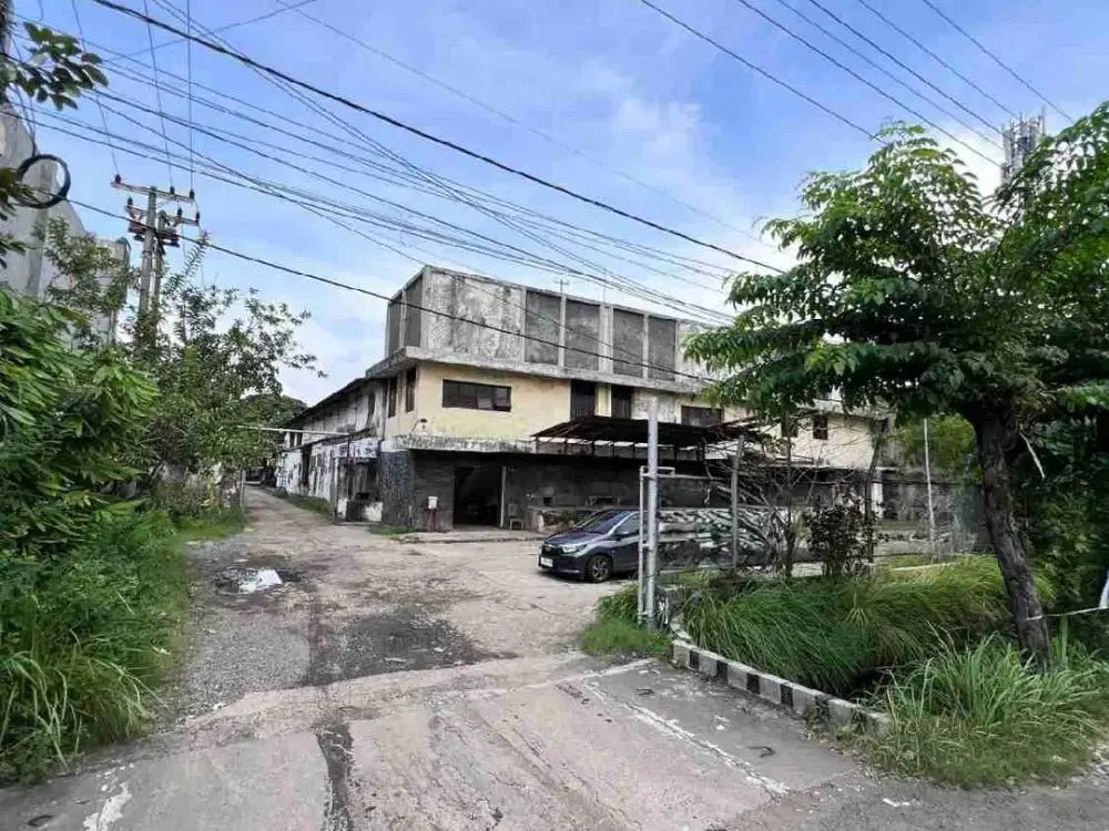 DIJUAL MURAH LAHAN BANGUNAN NOL JALAN RAYA KOMERSIAL AREA BRIGJEN KATAMSO DEKAT CITO AREA INDUSTRI