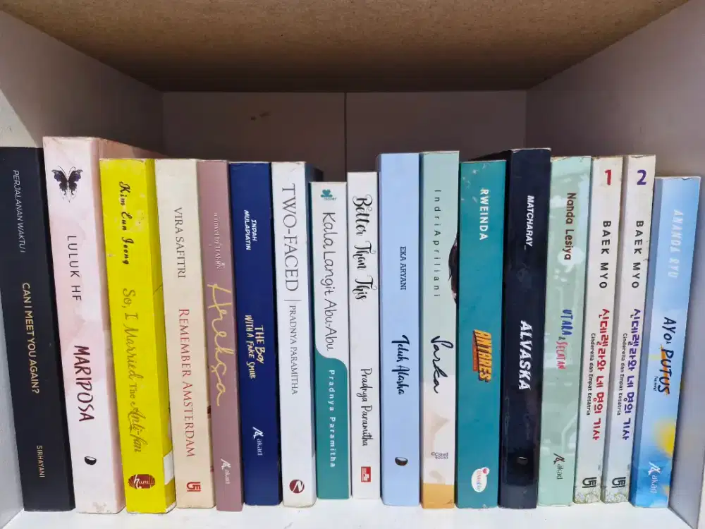 Obral novel dan manga preloved