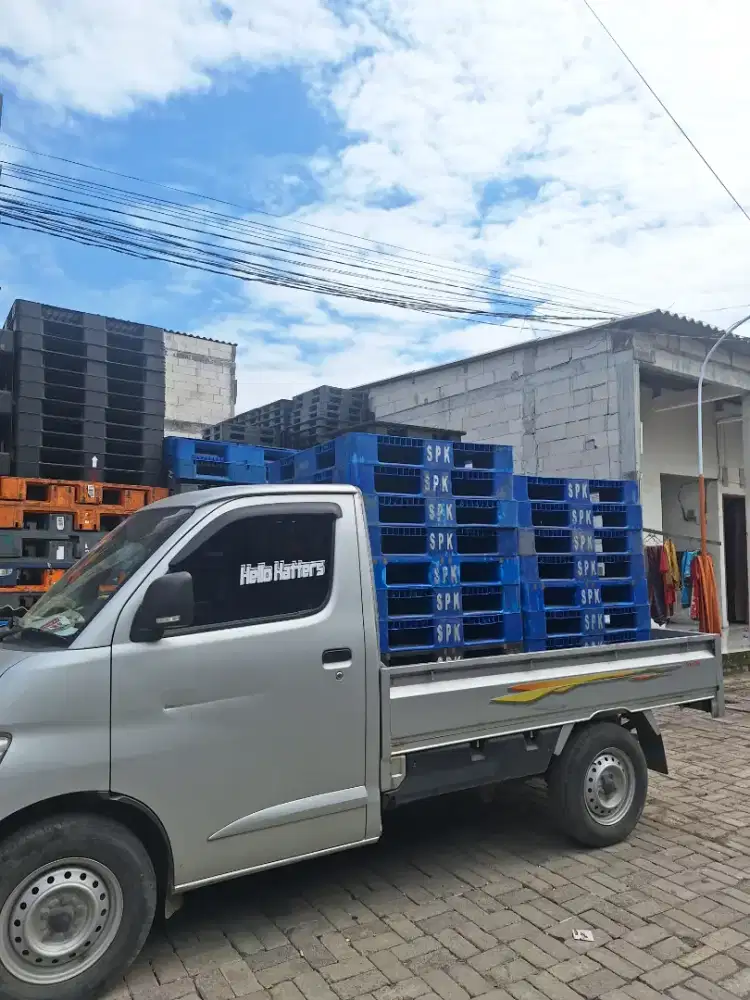 Pallet Plastik Second Like New