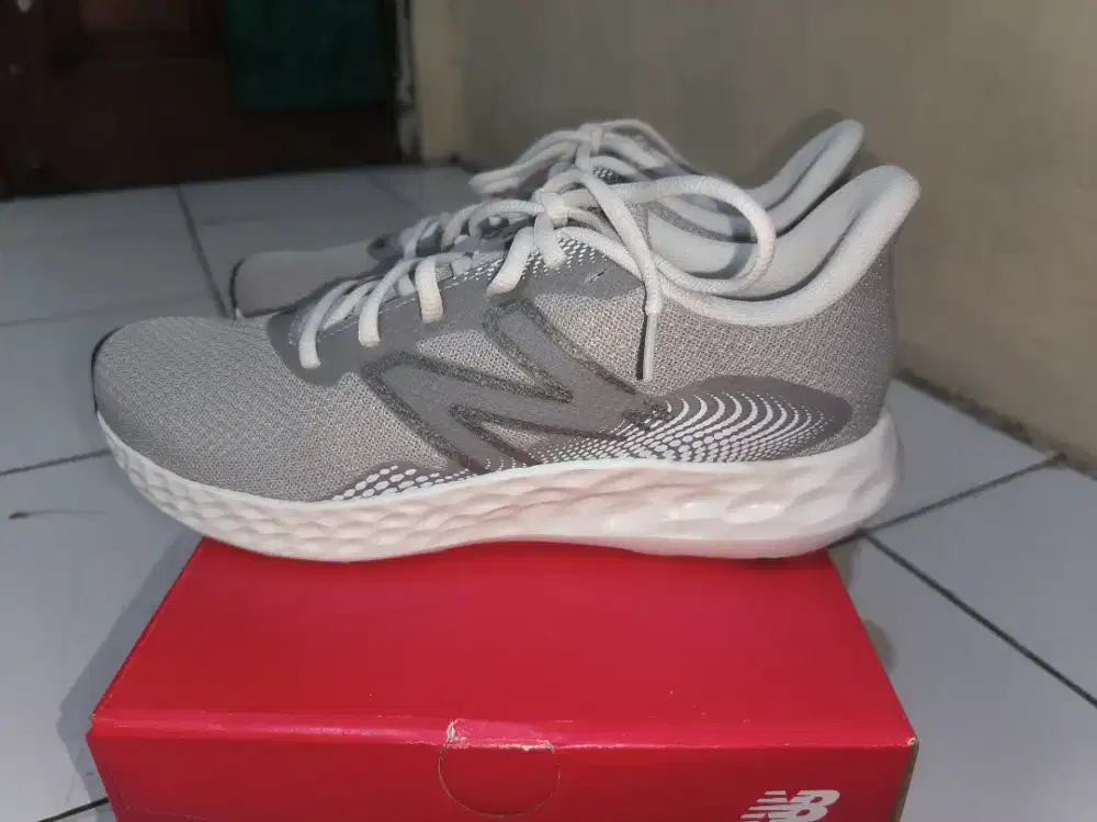 New Balance NewBalance 411v3 originalll