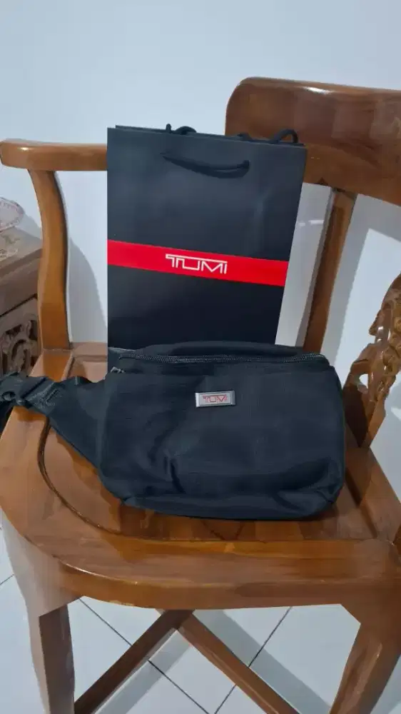 Tas Tumi Waistbag alpha bravo hitam lengkap paperbag