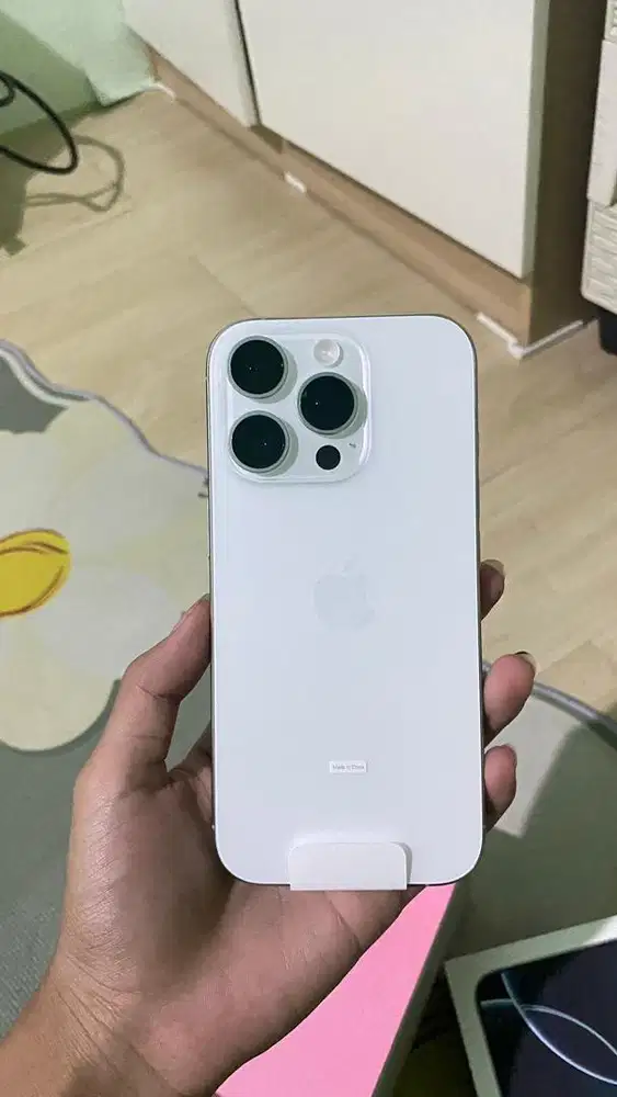 Iphone 16 pro 512gb resmi blibli