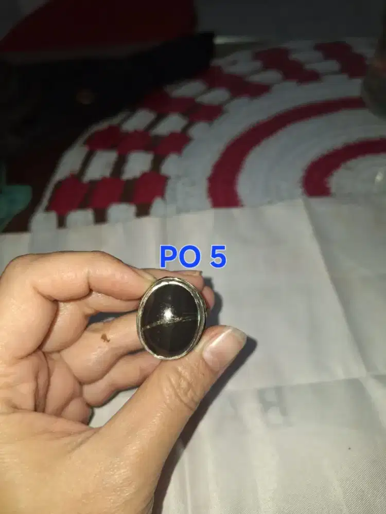 Batu cincin tapak jalak 
Hitam garis perak 
Po 05 Ring perak alpaca
