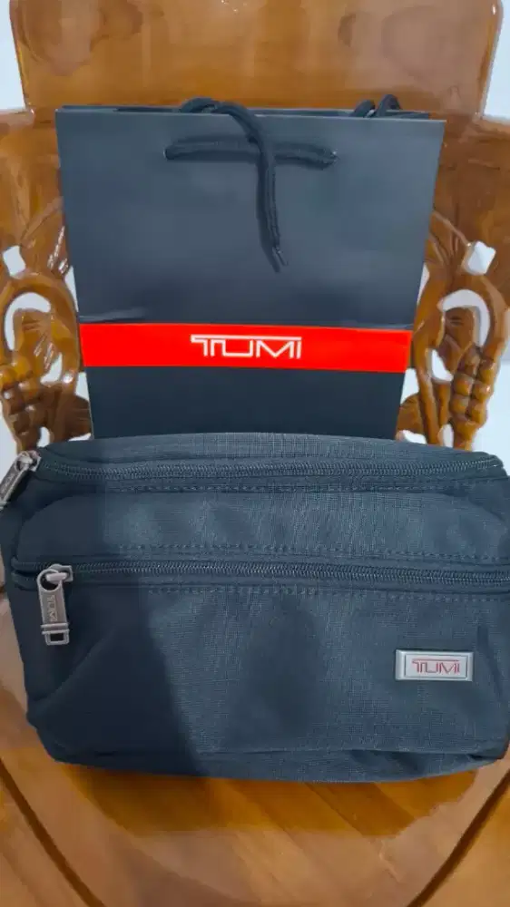 Tas Tumi Waistbag alpha bravo black lengkap paperbag
