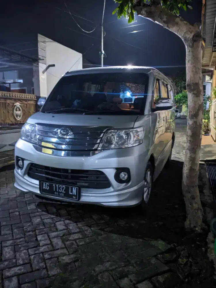 Daihatsu Luxio 2017 AT