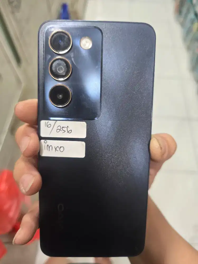 Hp seken vivo y100 5G