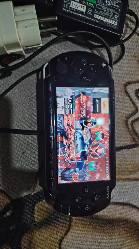 Psp seri 1000 normal 32gb minus lecet bekas pake