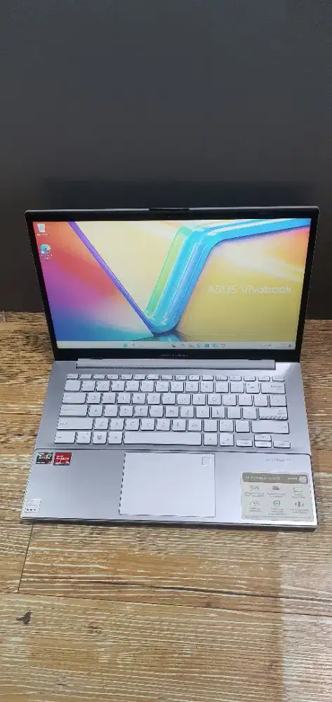 Asus vivobook 1404f