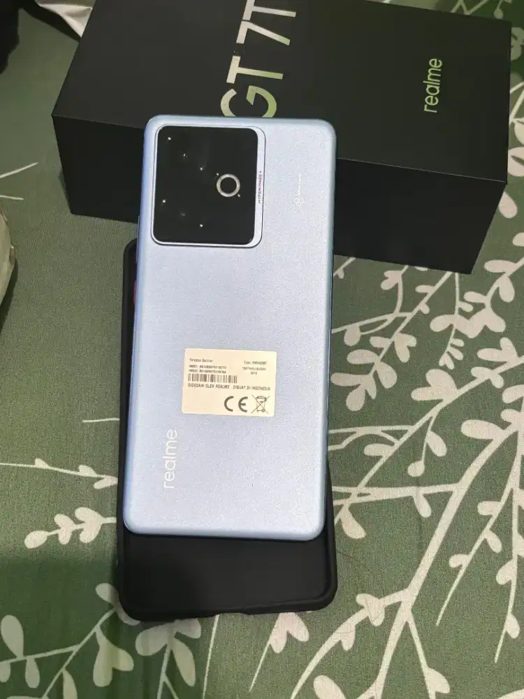 Di jual CEPAT Hp Realme GT 7T