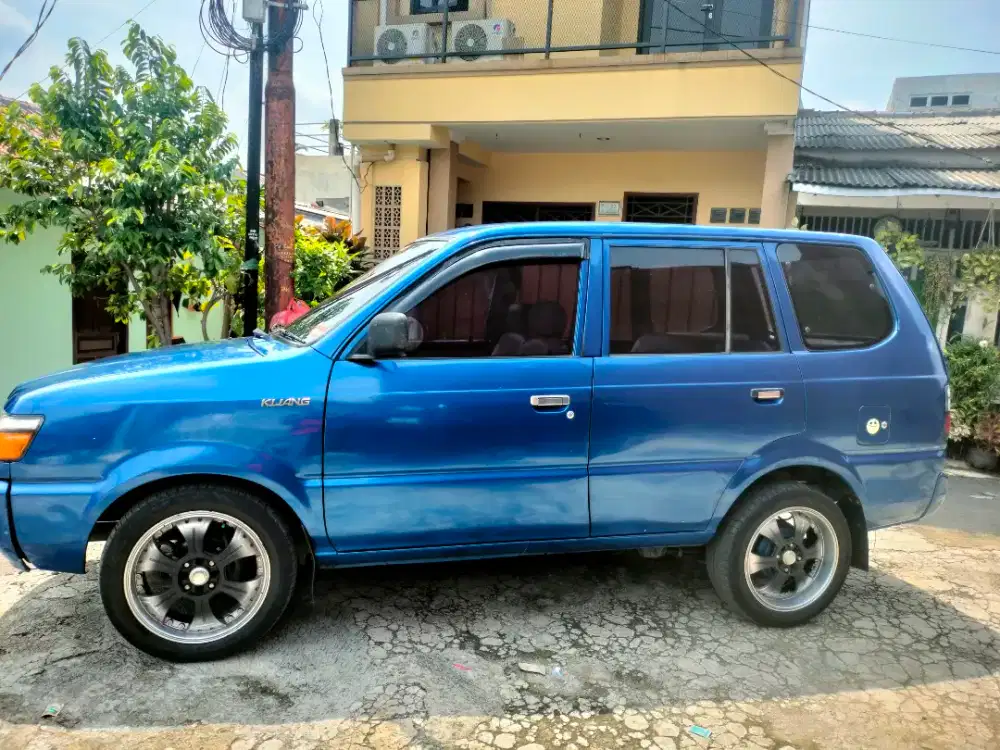 Toyota Kijang SSX 1998