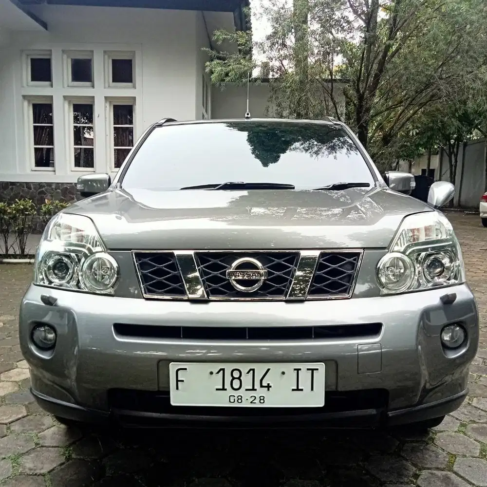 Low KM 80.000 Nissan Xtrail 2.5 ST 2011 Automatic