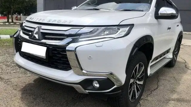 Pajero Sport Dakar Rockford 4x2 Automatic 2020 Putih Metalik Terawat