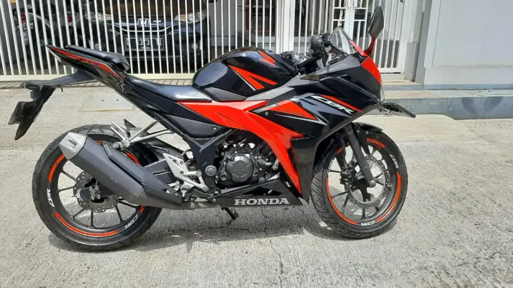 Jual Honda CBR 150cc tahun 2019 istimewa