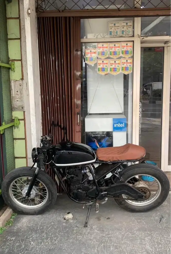 CAFE RACER SCORPIO