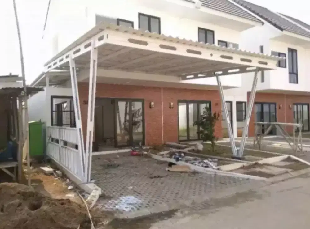 Pasang kanopi baja ringan