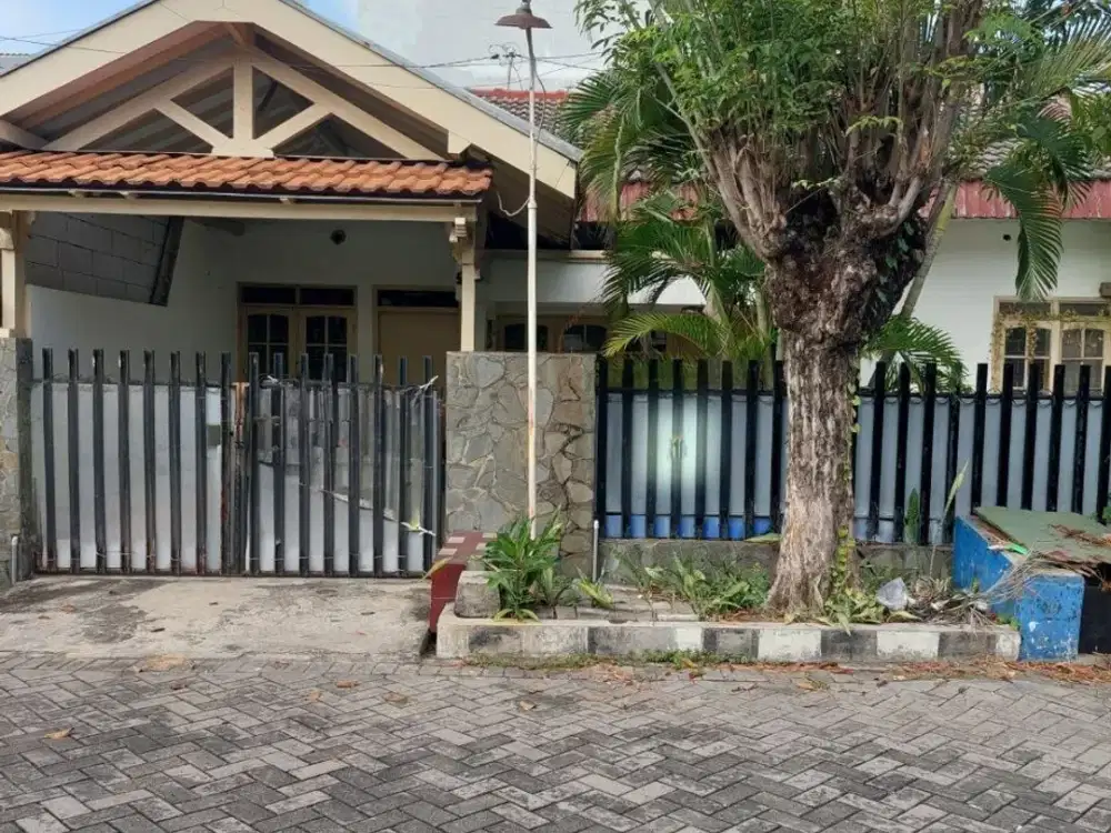 Rumah Kutisari Indah Surabaya dekat Kampus Petra