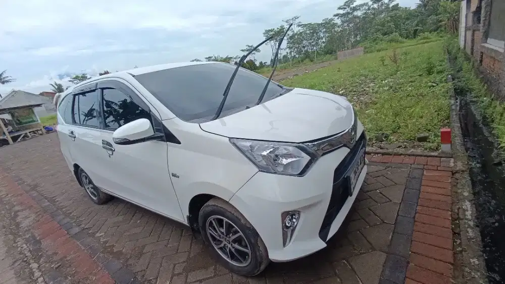 Mobil CALYA G 2017 MT