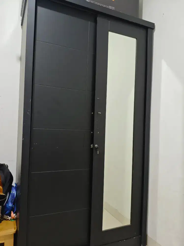Dijual lemari baju 2 pintu dan lemari susun 5 tingkat