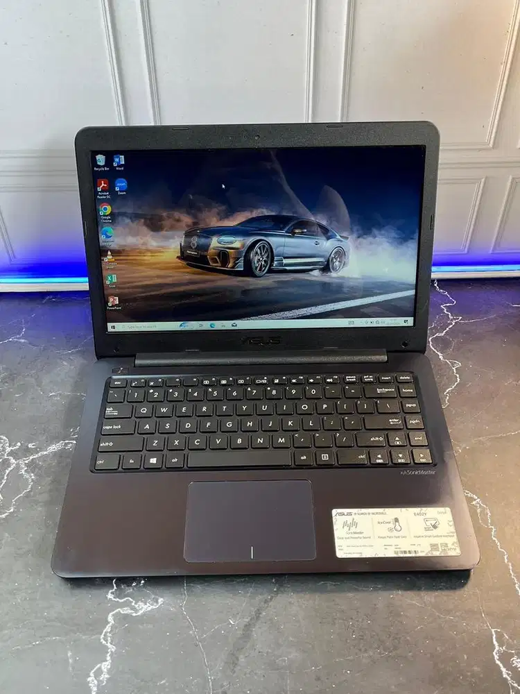laptop Asus E402Y
