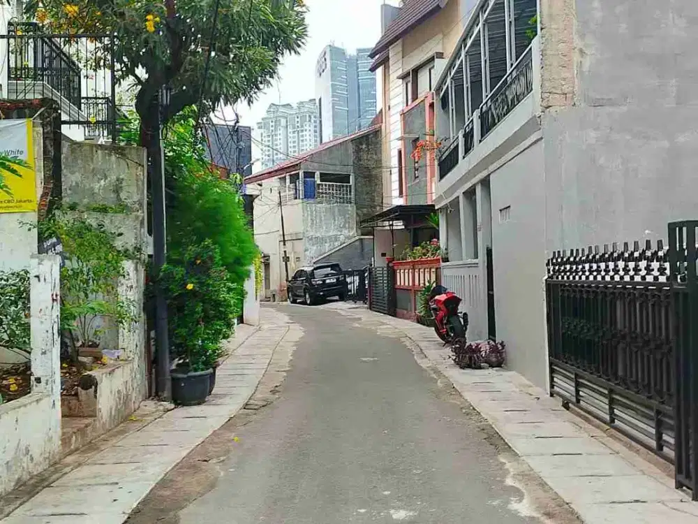 Prime Land in Setiabudi – 218 m² untuk Investasi Prestisius