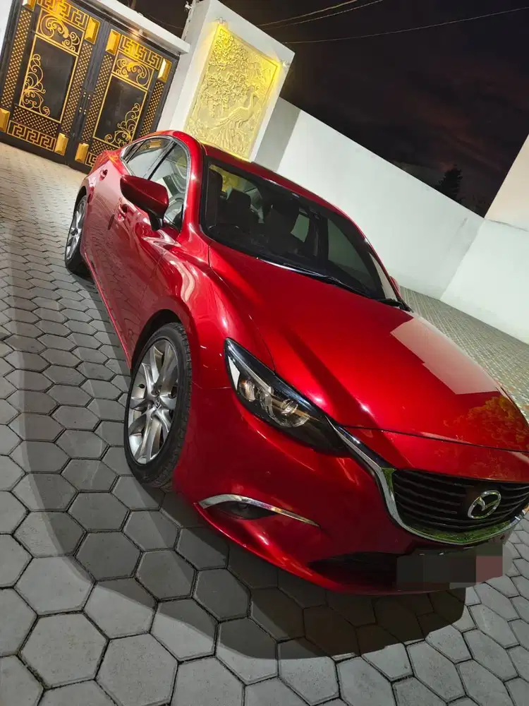Mazda 6 Sedan Merah 2015