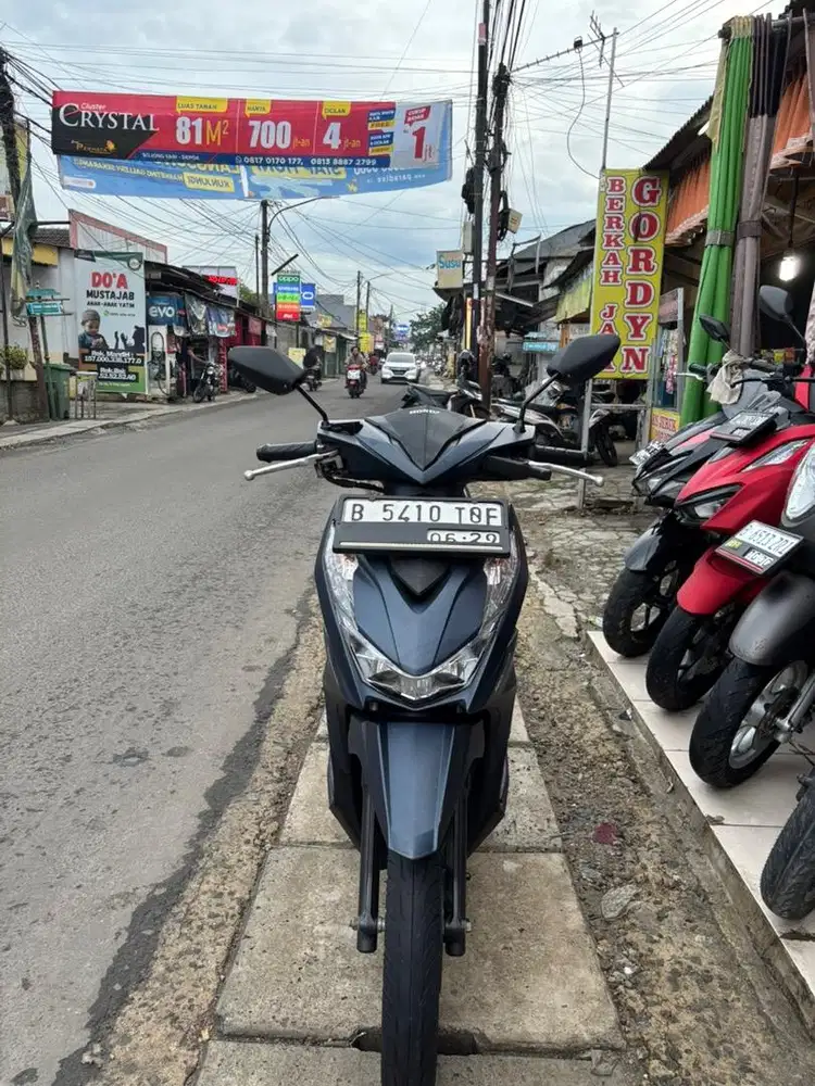 Honda Beat Deluxe 2023 Gress