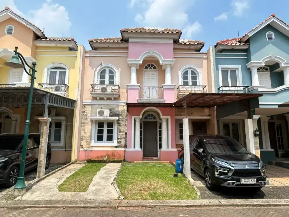 Di sewakan rumah siap huni semi furnished. Raffles Hills Cibubur