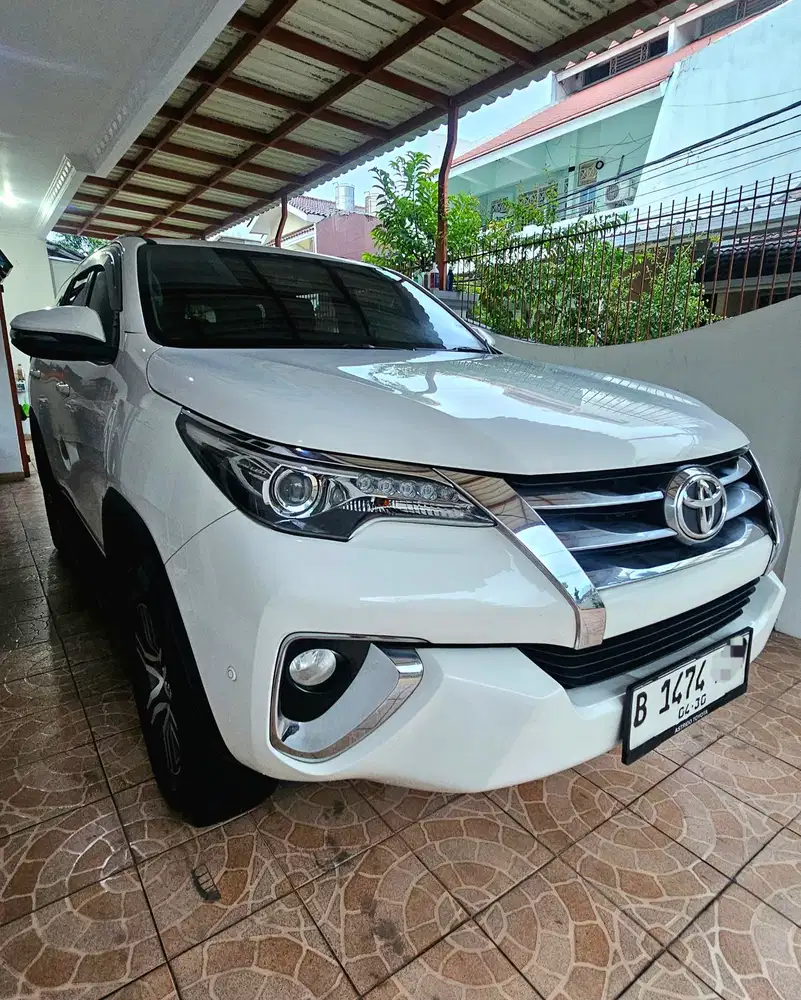 Toyota Fortuner 2.4 G AT Diesel