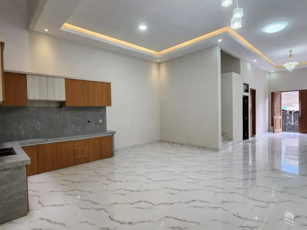 Rumah Brand New Janur Kuning Harmony Kelapa Gading 3 Lantai dengan Rooftop