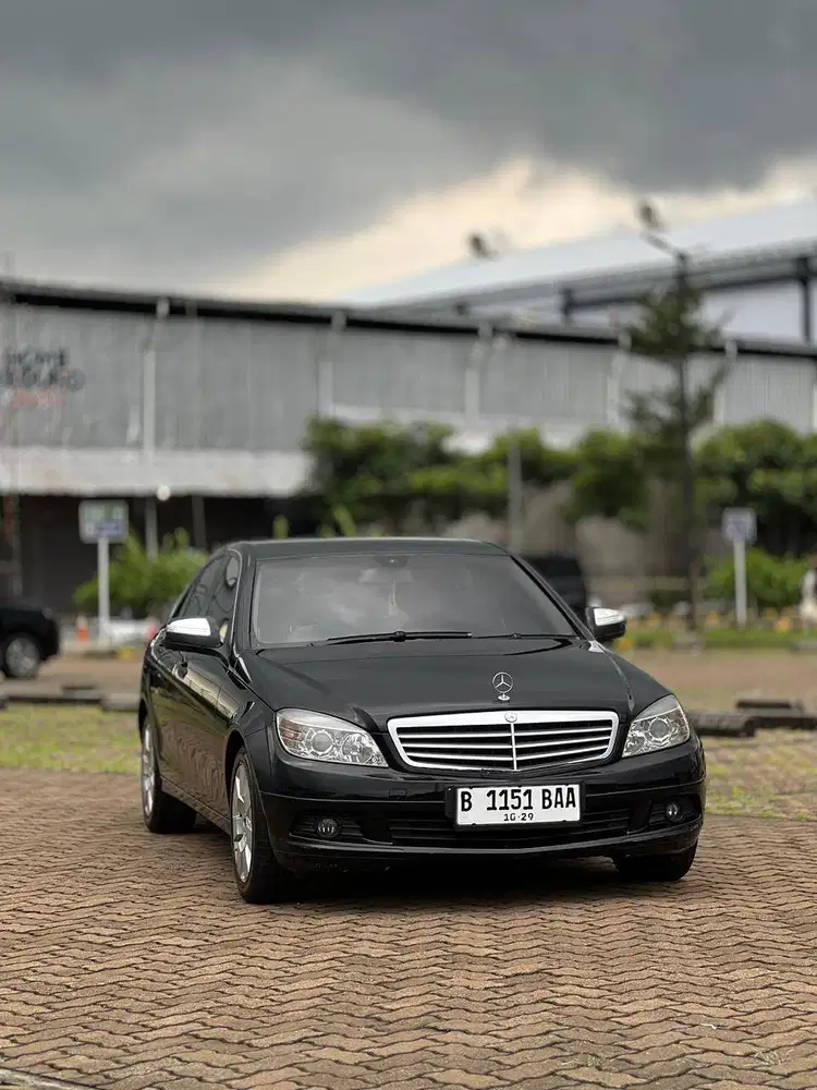Mercedes Benz C200 Kompressor 2008 Black Hitam 2009 2007 dijual Bu