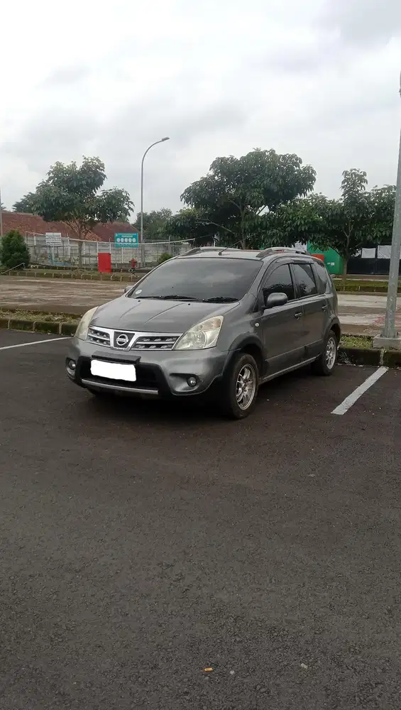 Nissan Livina X-Gear AT 2013 Bensin