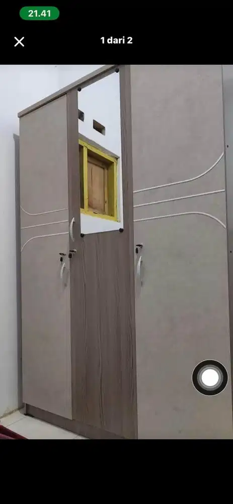 Lemari kayu 3 pintu