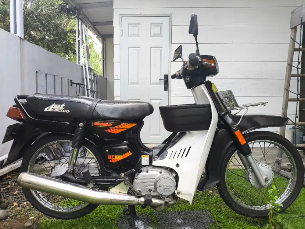 Suzuki RC 100 Tahun 1988 Mulus Mesin Enak