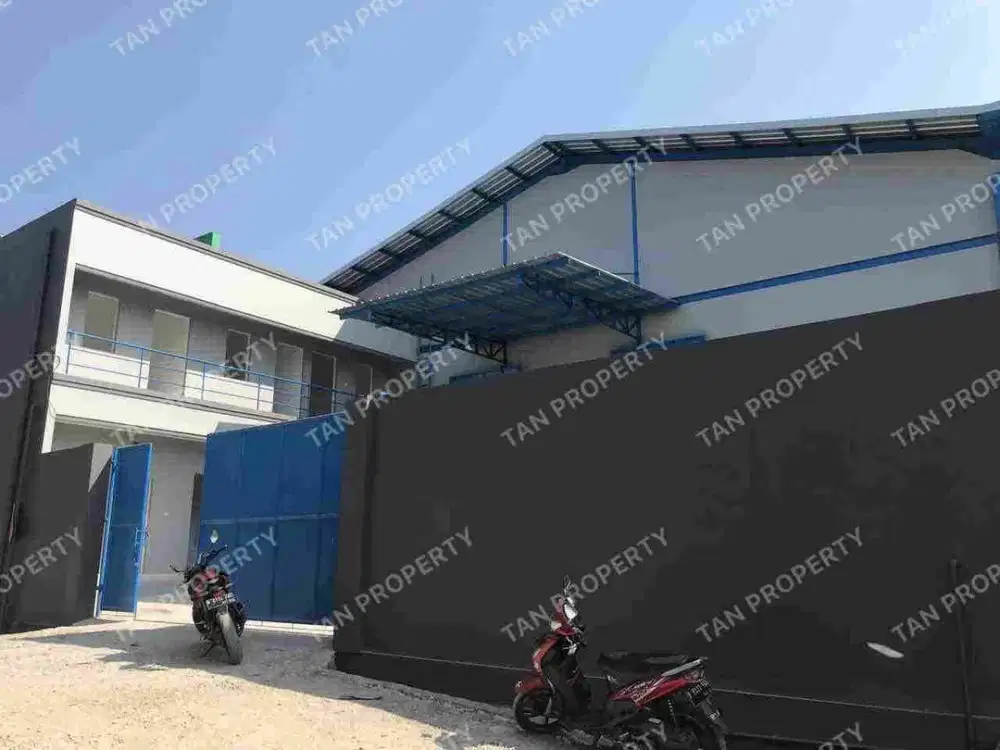 gudang siap pakai di kav. DPR - cipondoh, rapi terawat