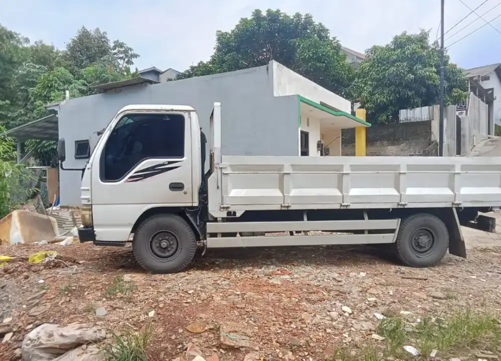 Sewa truk engkel & pickup