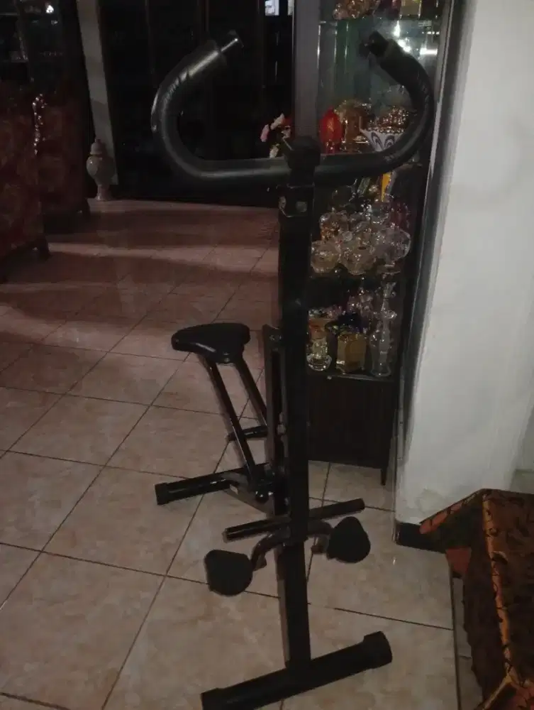 Alat olahraga fitness