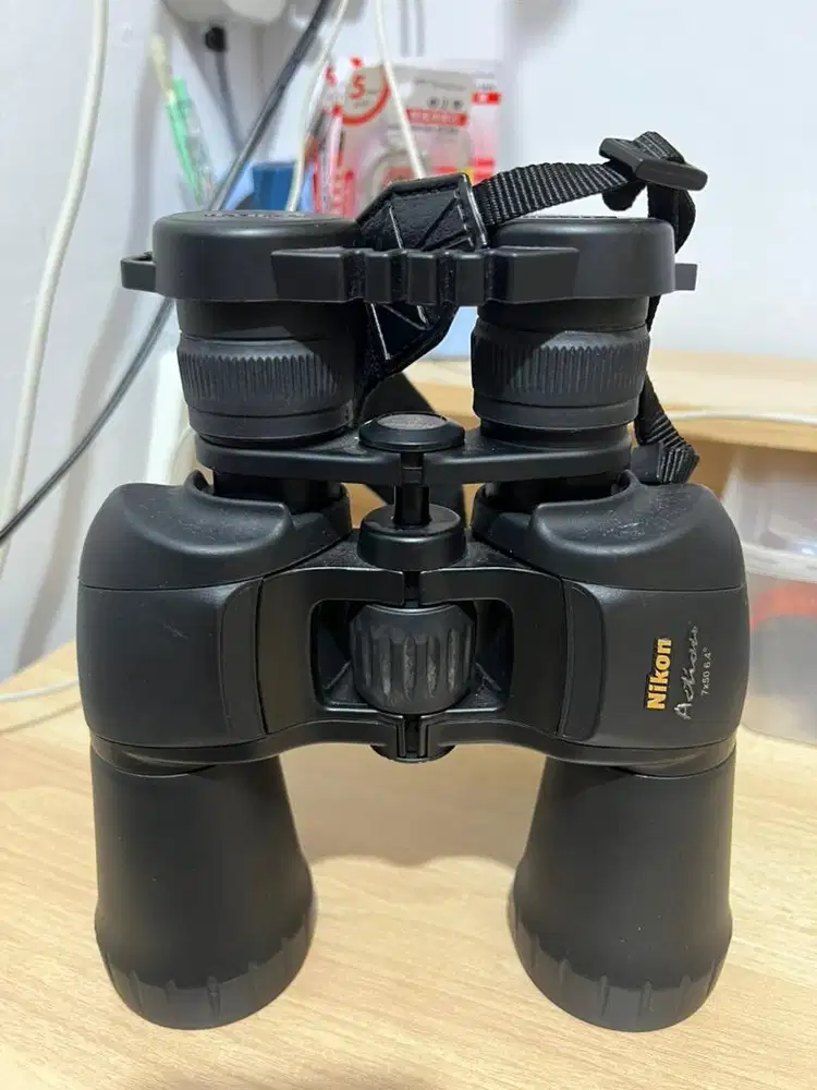 Teropong Binocular NIKON Action 7x50