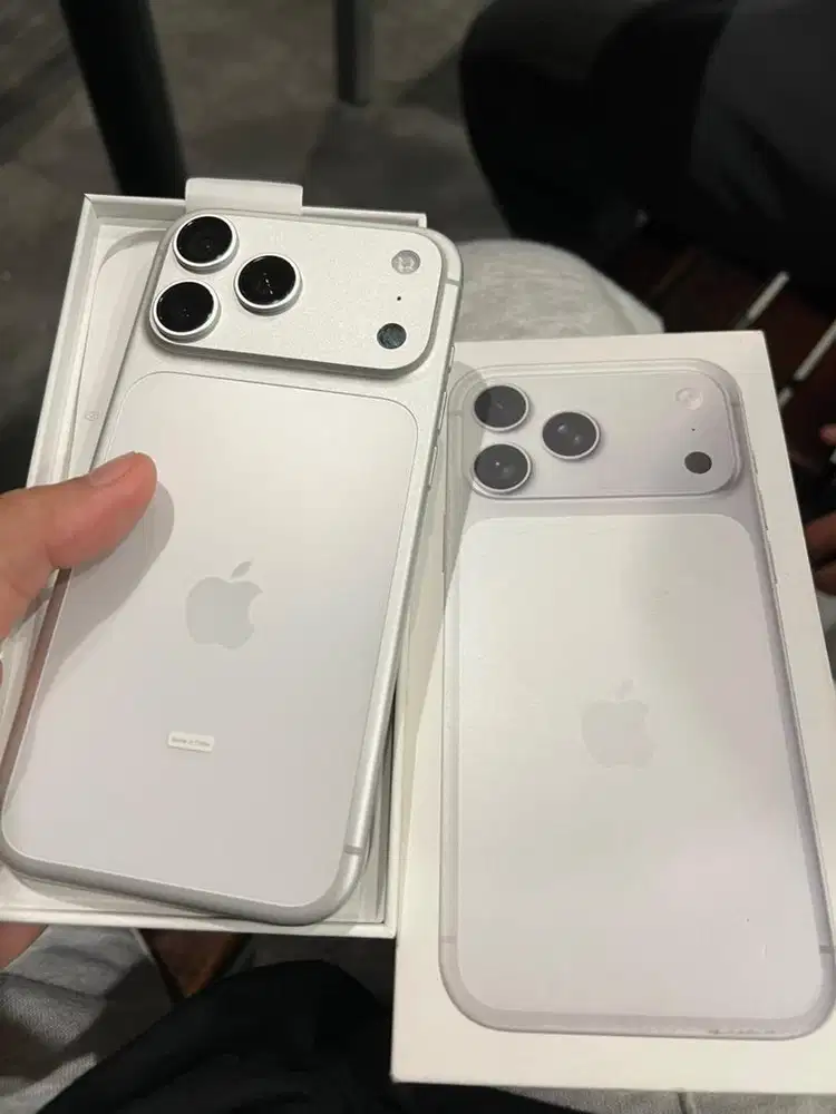 iPhone 17 Promax 256Gb iBox Resmi Silver Garansi On Panjang