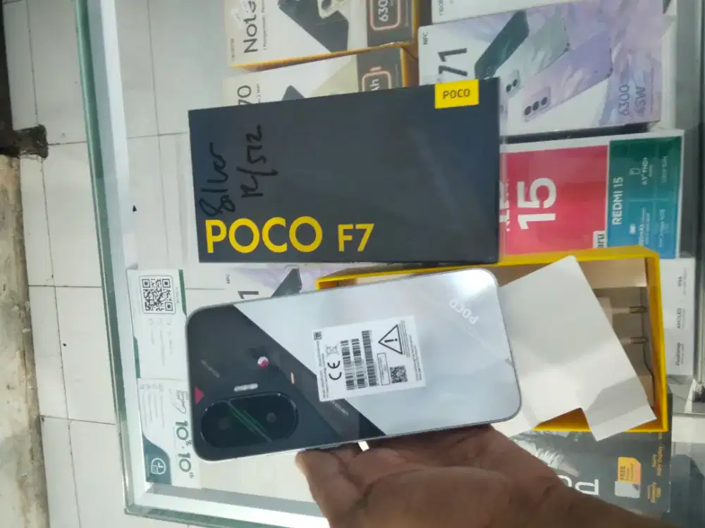 POCO F7 RAM 12/512GB