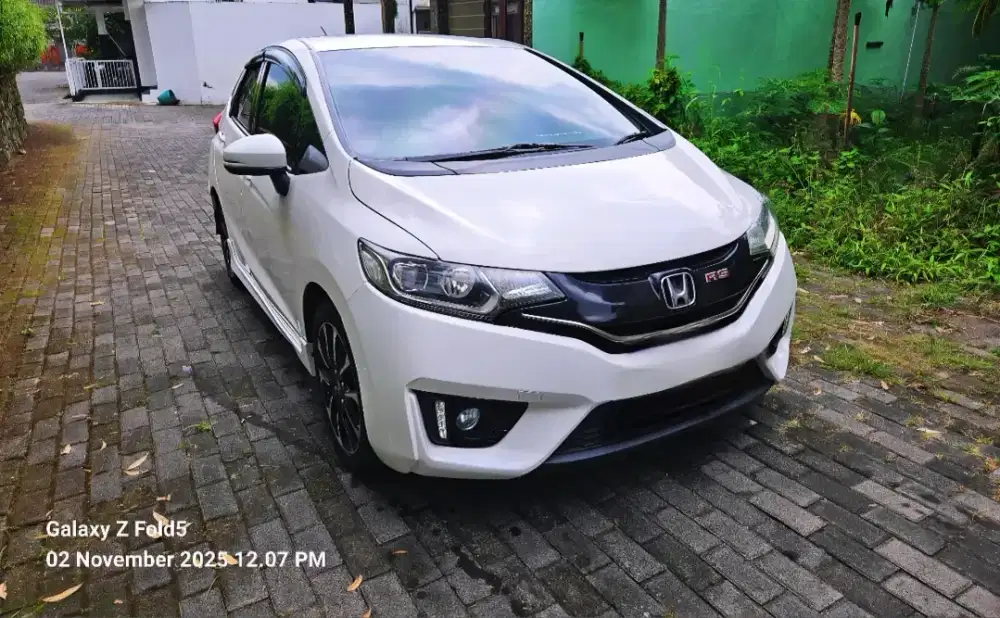 Honda Jazz RS CVT