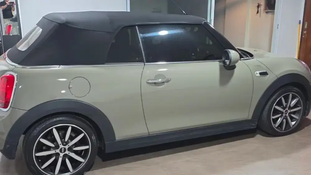 Mini cooper cabriolet