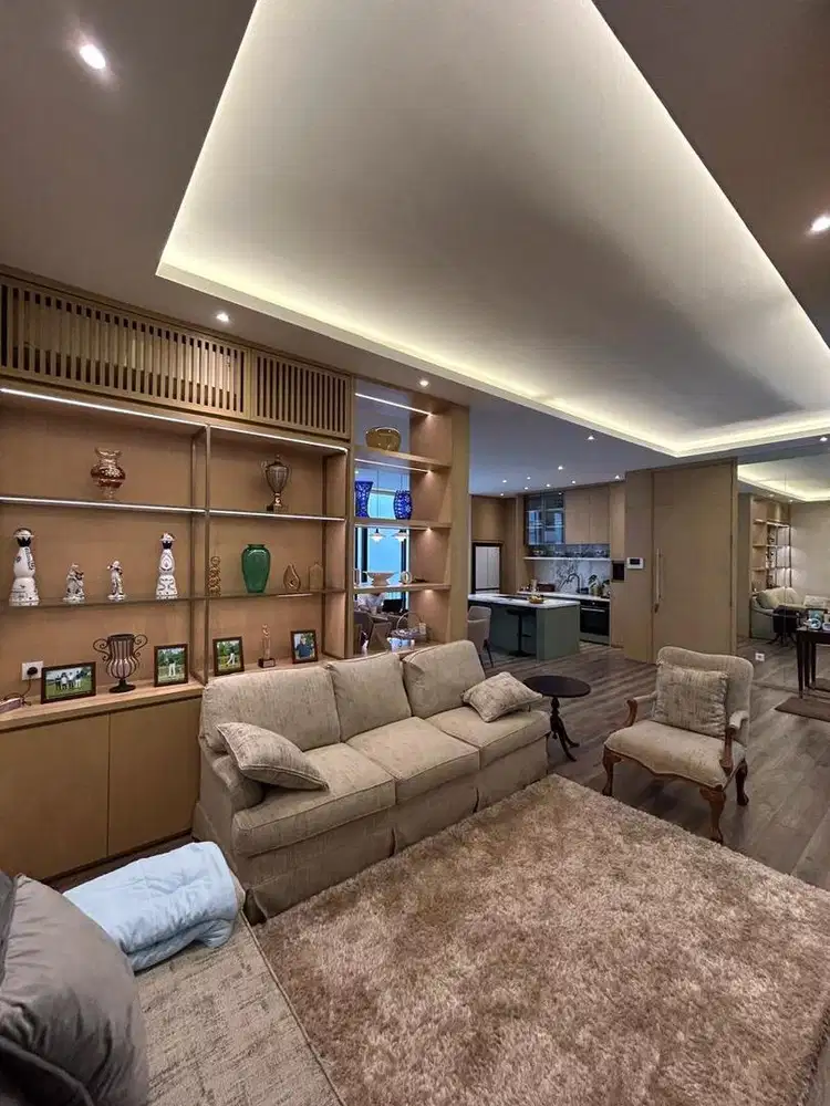 Rumah disewakan di Cluster Mewah Serenia Hills Lebak Bulus