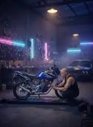 Mekanik bengkel motor