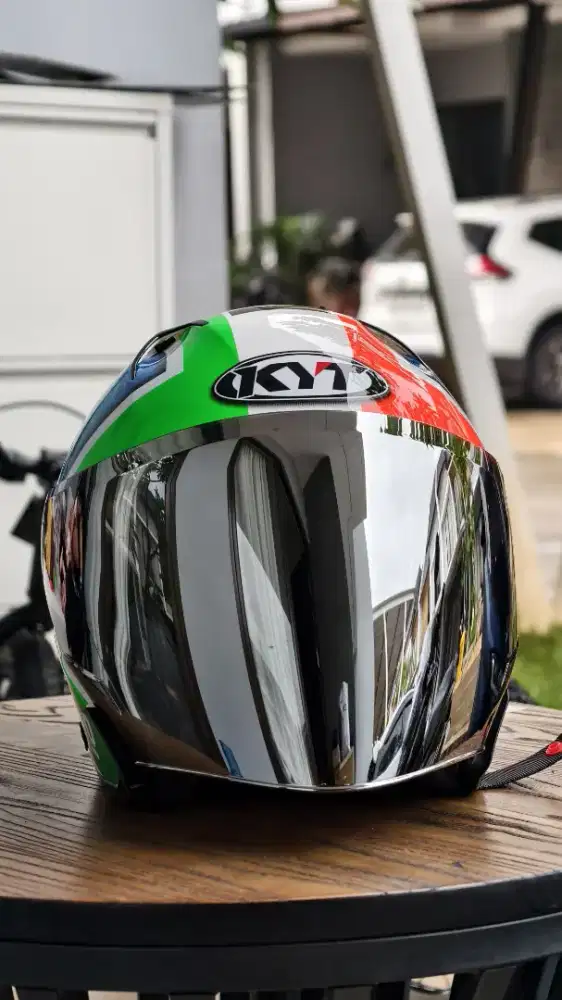 KYT NFJ LEOPARD (LIKE NEW)