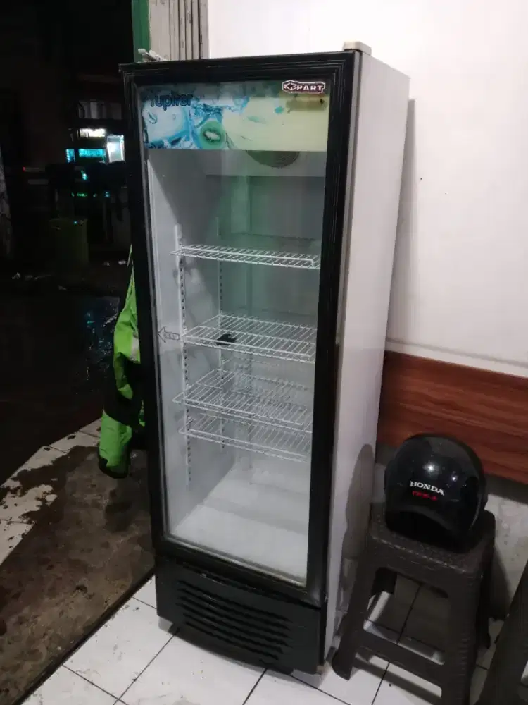 Kulkas Showcase Jupiter